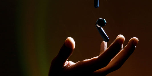Active Noise Cancelling Earbuds Explained: 7 Things You Must Know